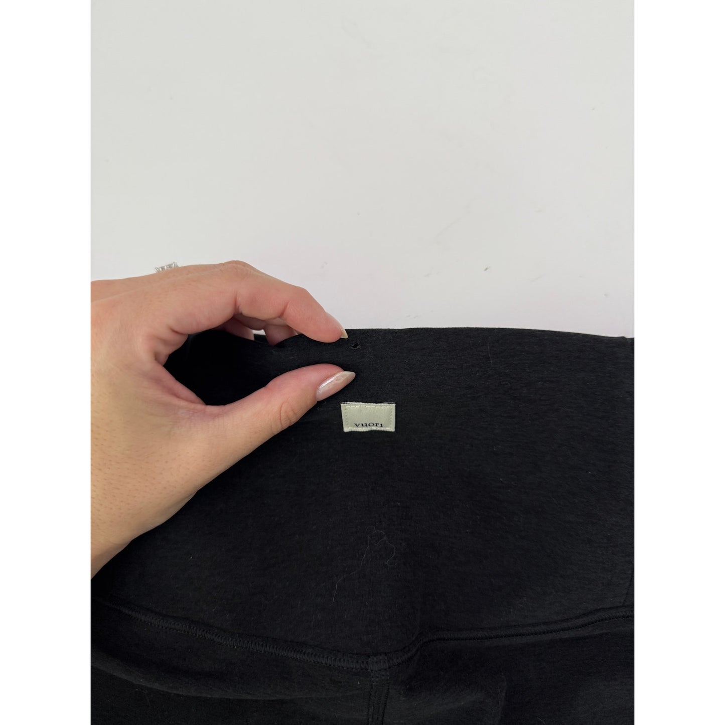Vuori black heather clean elevation leggings - size XL 28" inseam