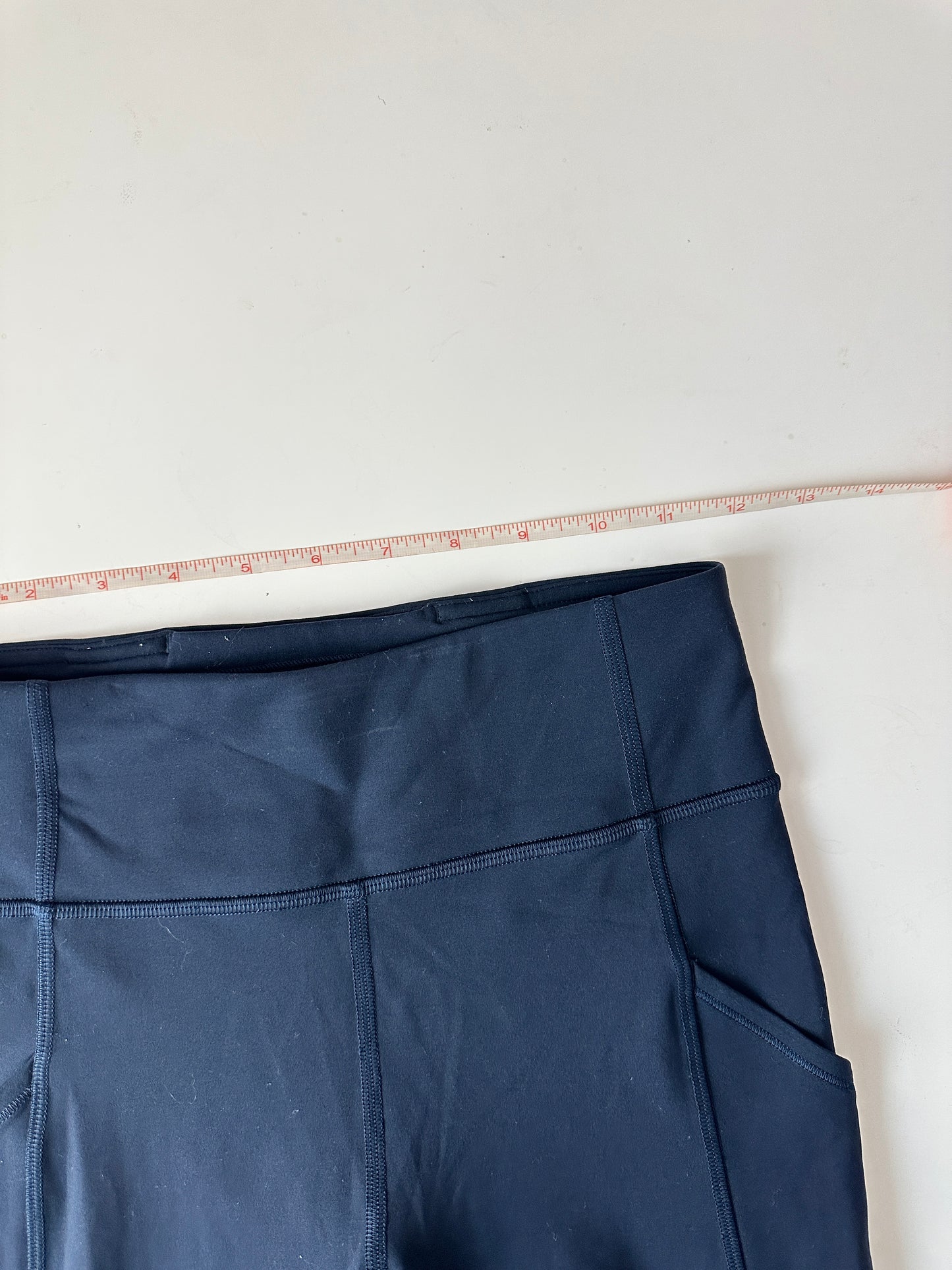 lululemon navy wunder train high rise leggings (size 6, 25")