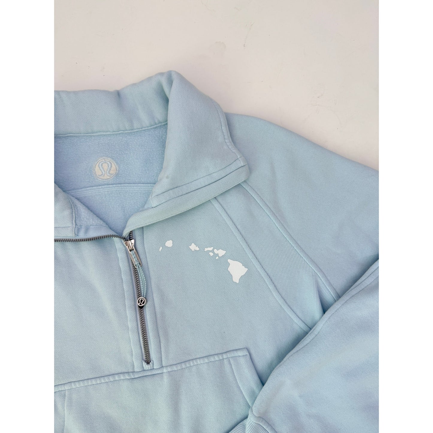 Lululemon Hawaii blue linen scuba 1/2 zip funnel neck - Size M/L