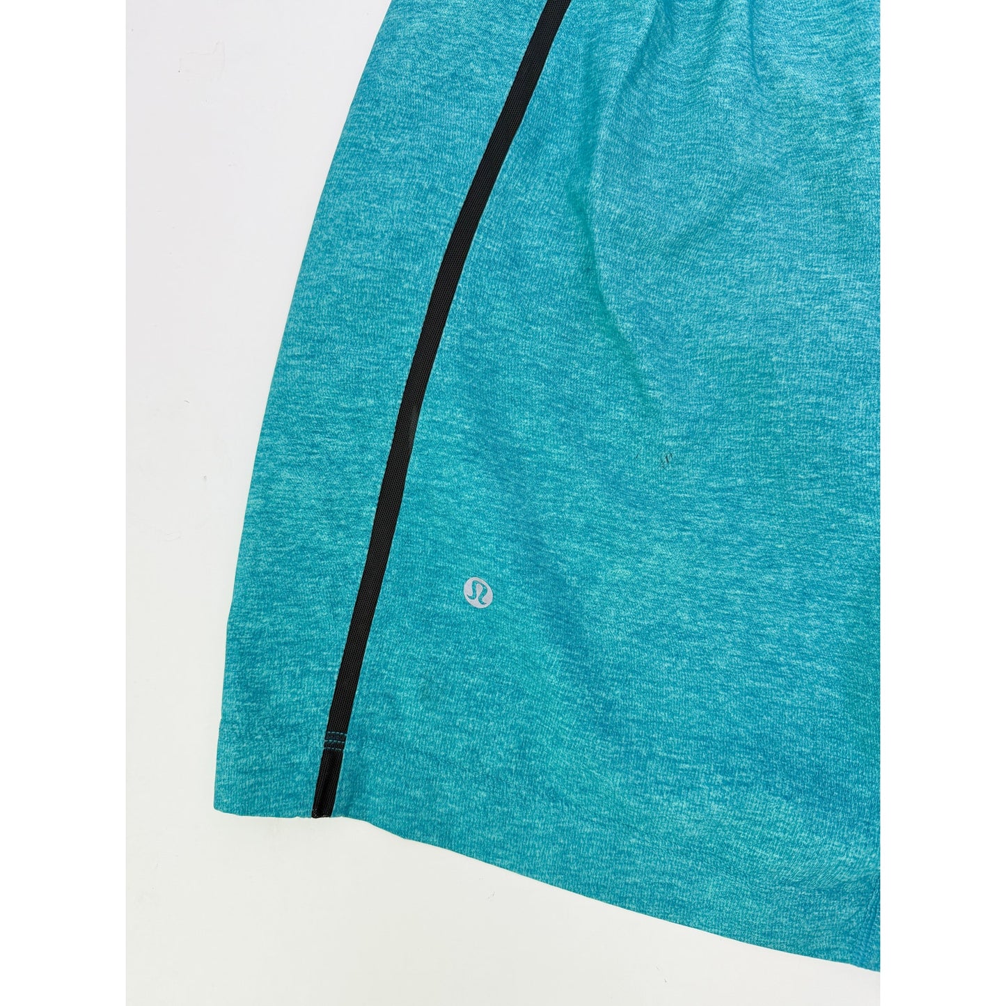 Men's Lululemon Teal Pace Breaker Shorts lined 9" - size m