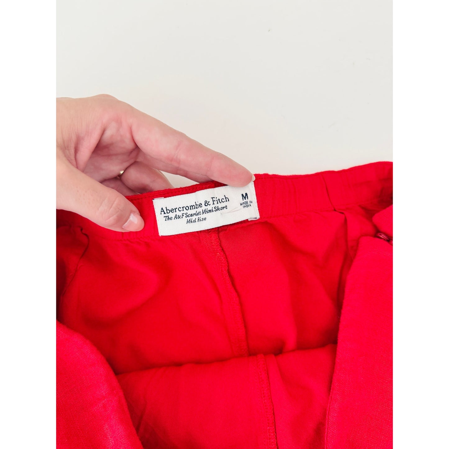 Abercrombie and fitch red scarlett mini skort mid rise - size small