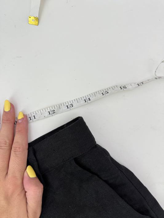 reformation high rise tailored linen shorts (size 4)