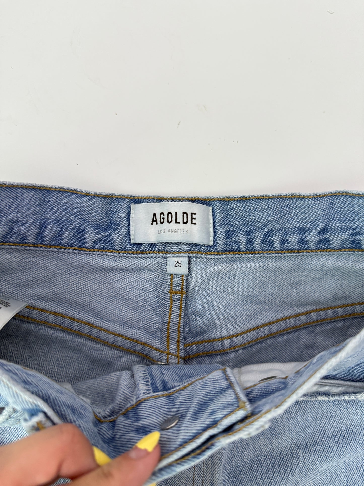 agolde high rise dee short (size 25)