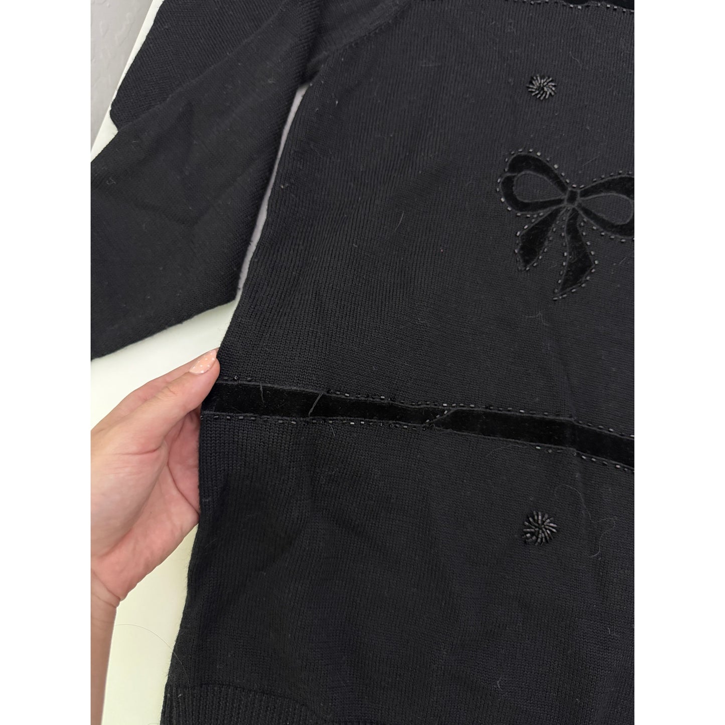 Vintage Alfred Dunner black bow crewneck - size large