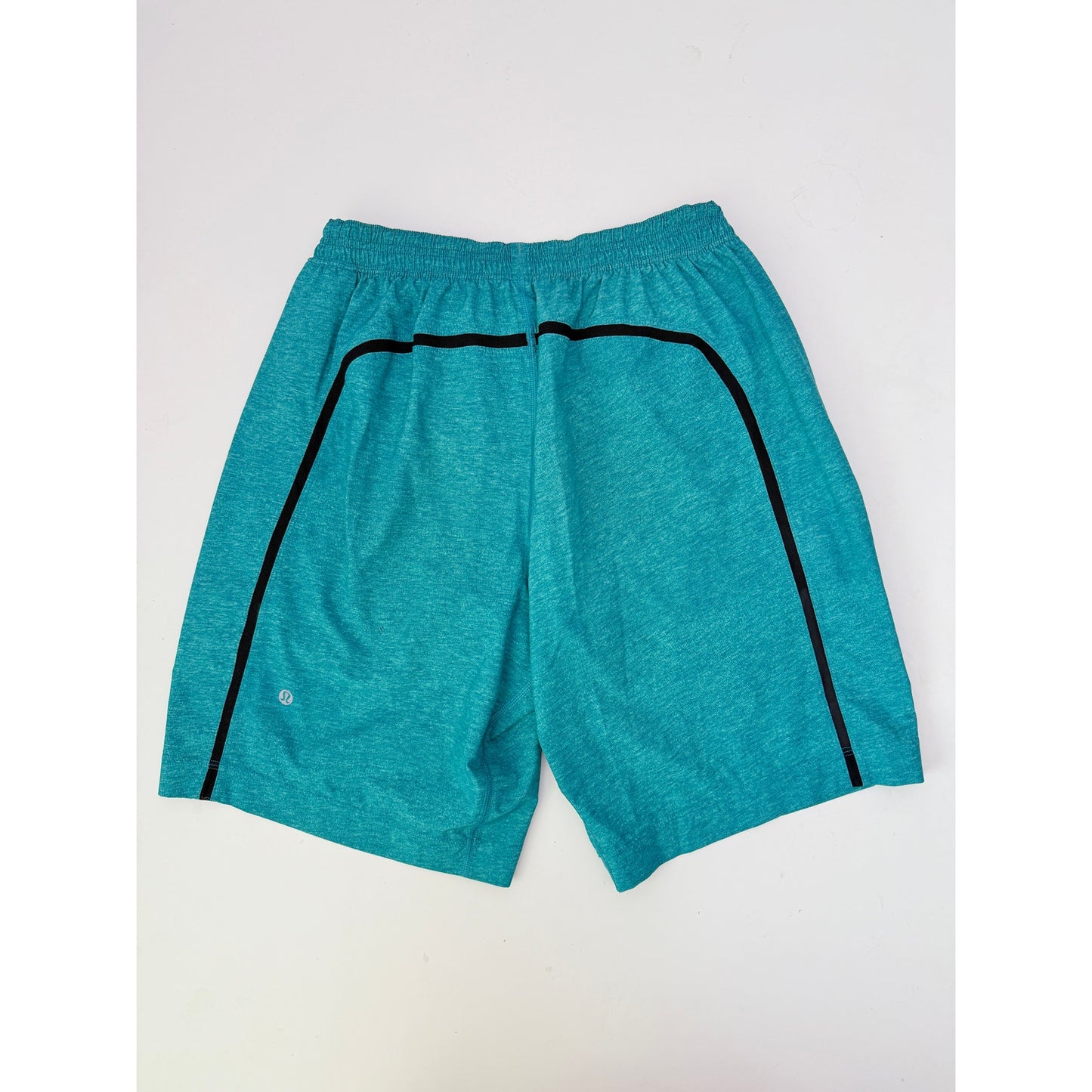Men's Lululemon Teal Pace Breaker Shorts lined 9" - size m
