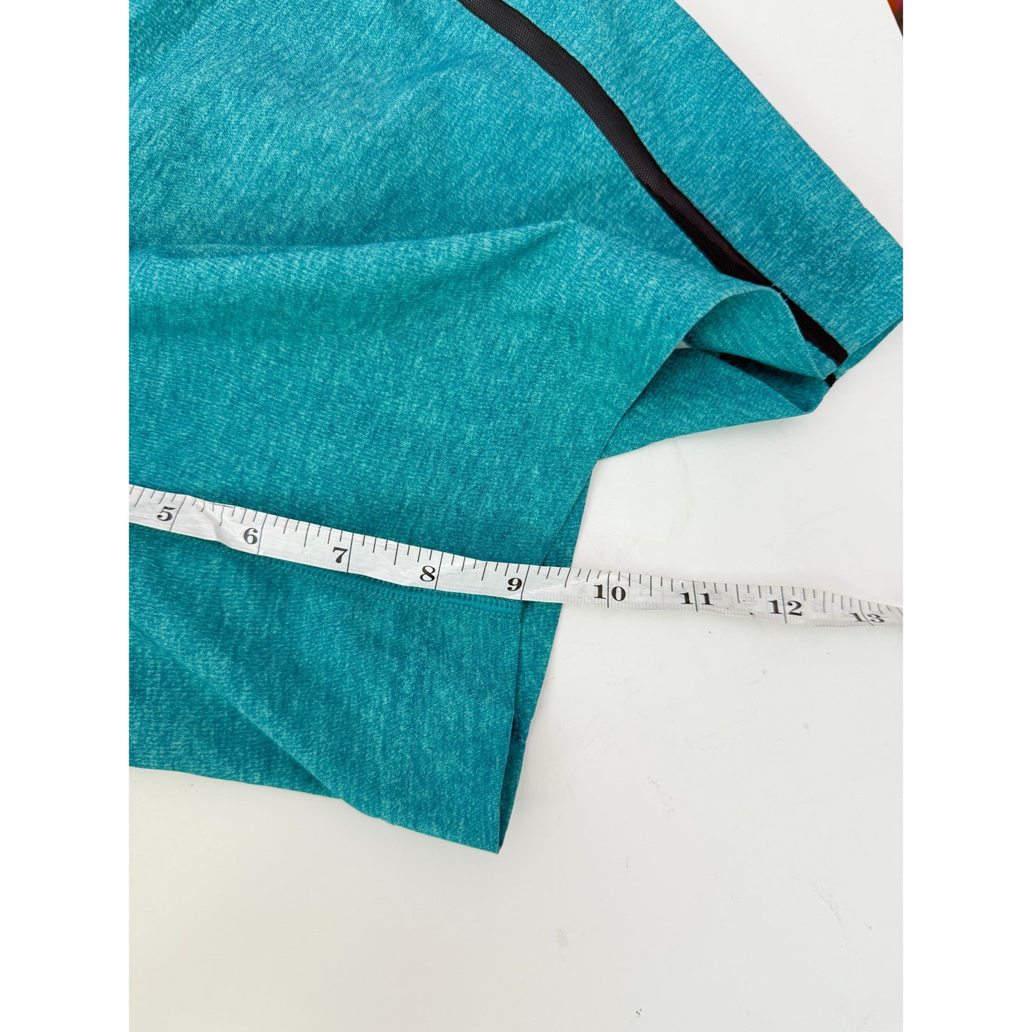 Men's Lululemon Teal Pace Breaker Shorts lined 9" - size m