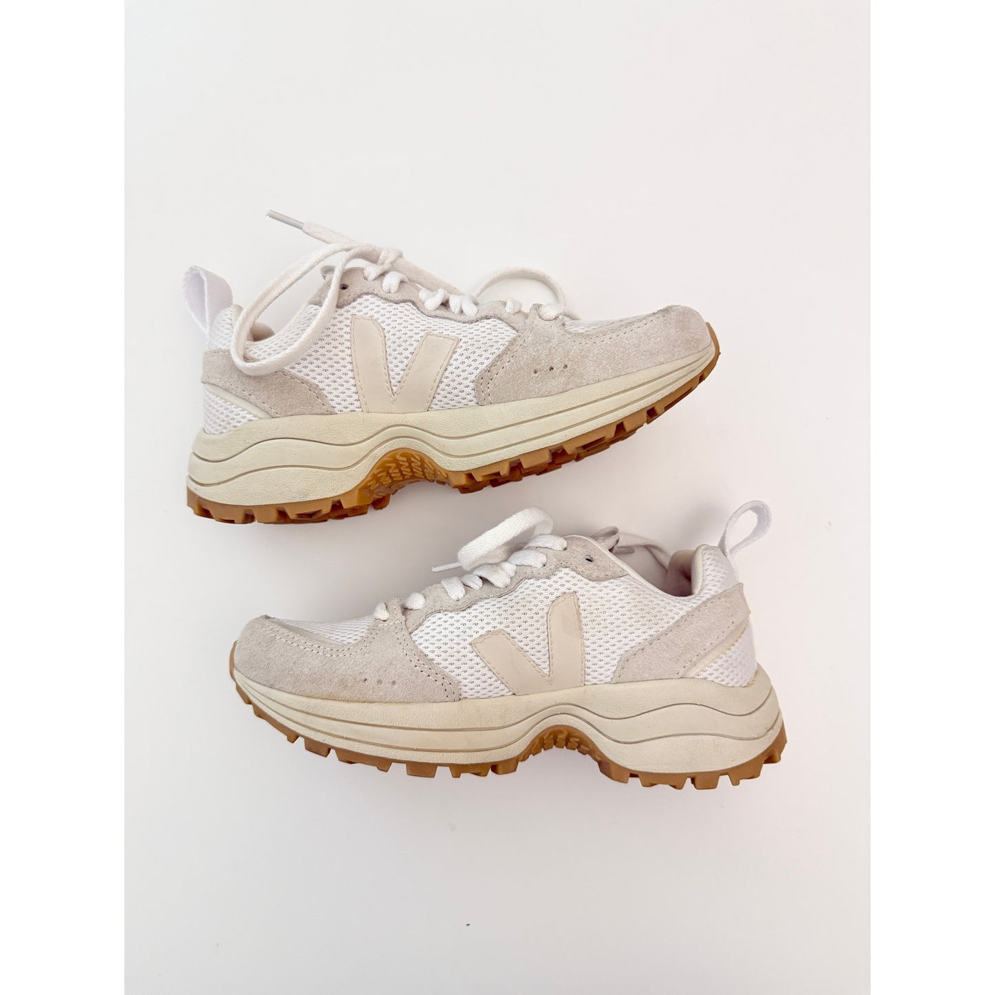 Veja venture white/ beige sneakers - size W 5