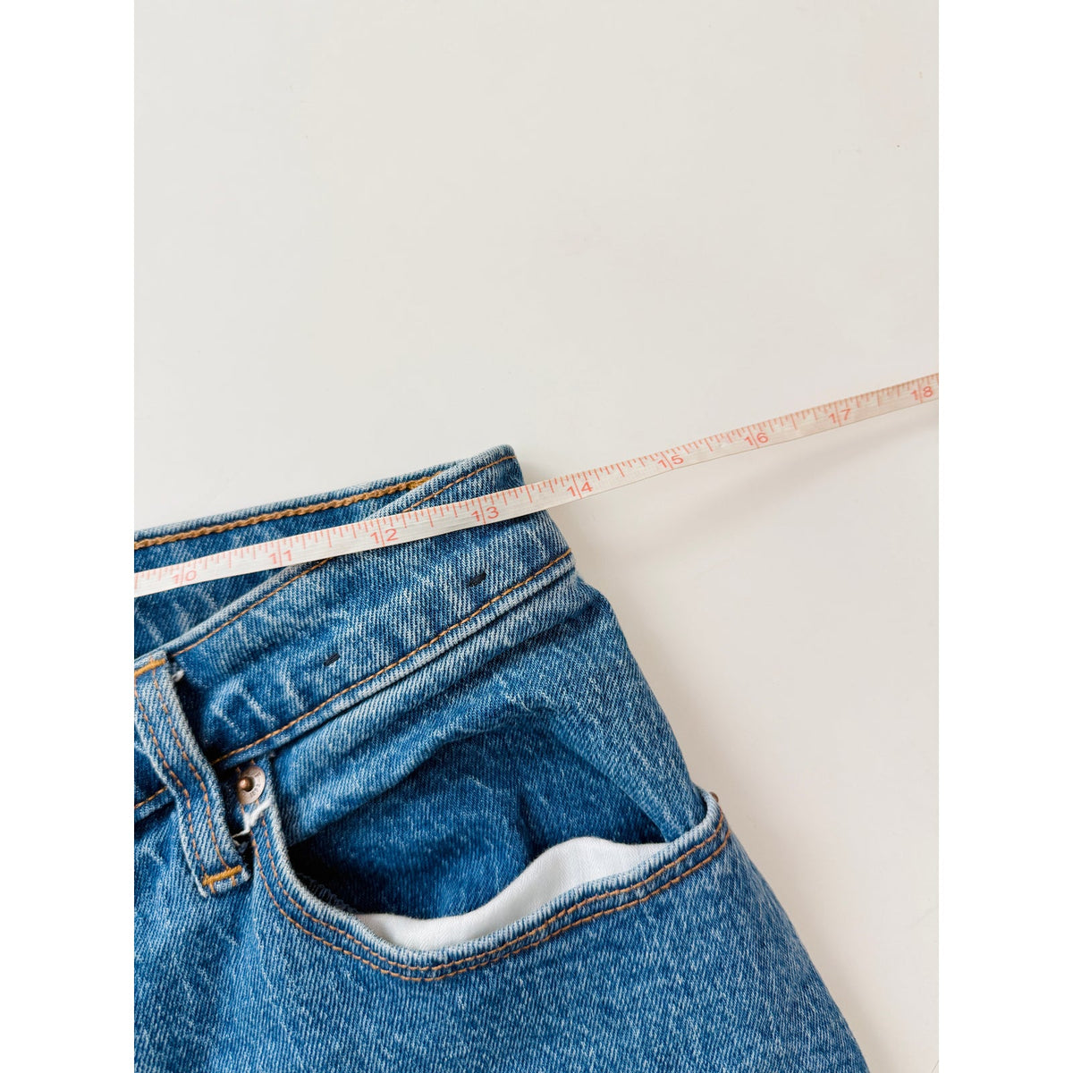 Copied - Abercrombie 90's straight high rise - curve love 4/27 regular