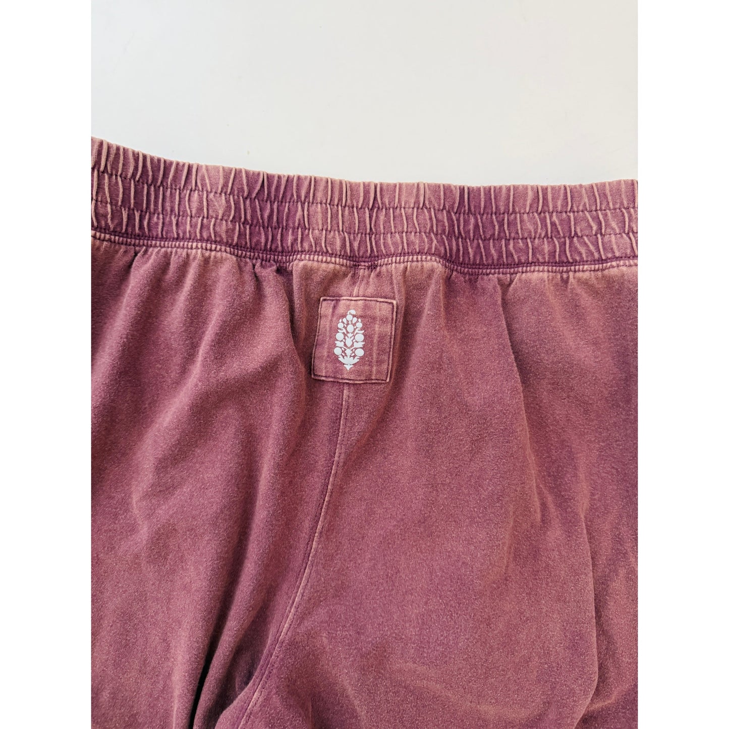 Free people movement hot shot crossover joggers- size small