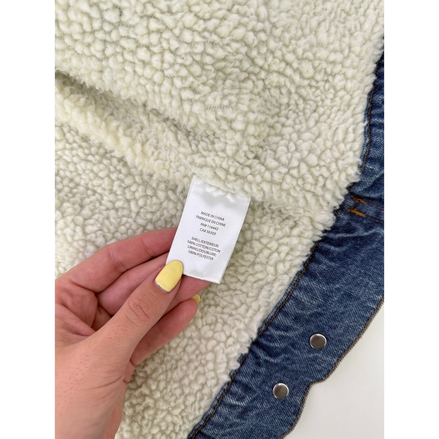 Dravus lightwash oversized sherpa denim jacket - size large