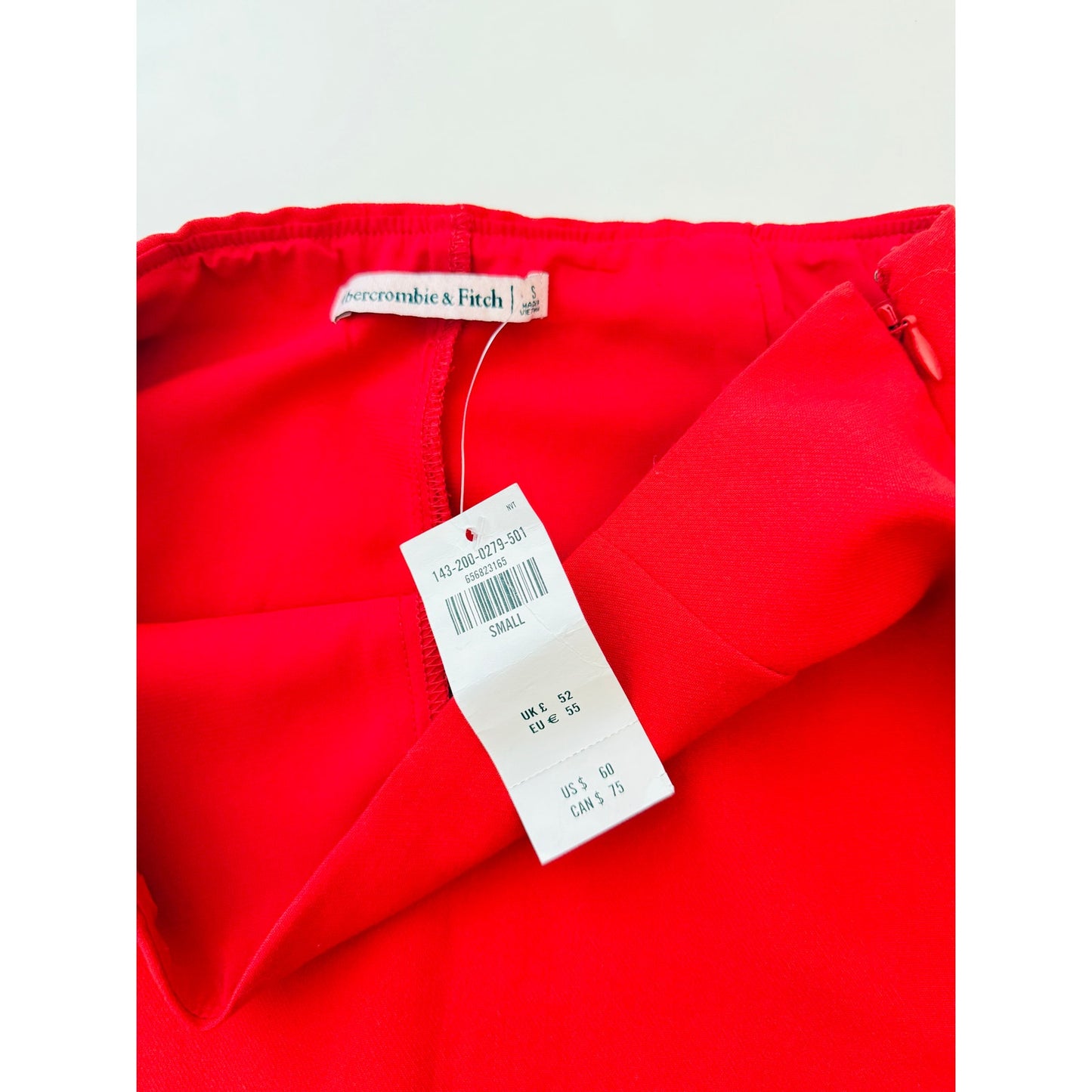 Abercrombie and fitch red scarlett mini skort - size small
