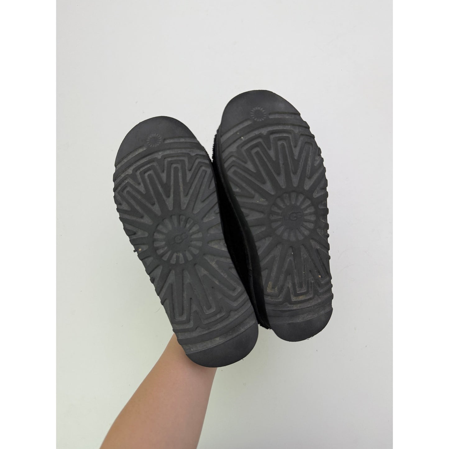 UGG tasman black platform slippers
