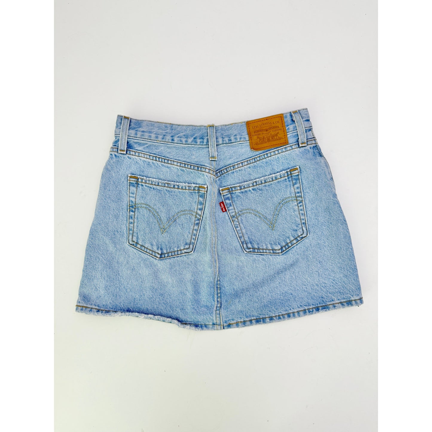 Levis light wash denim skirt - size 27