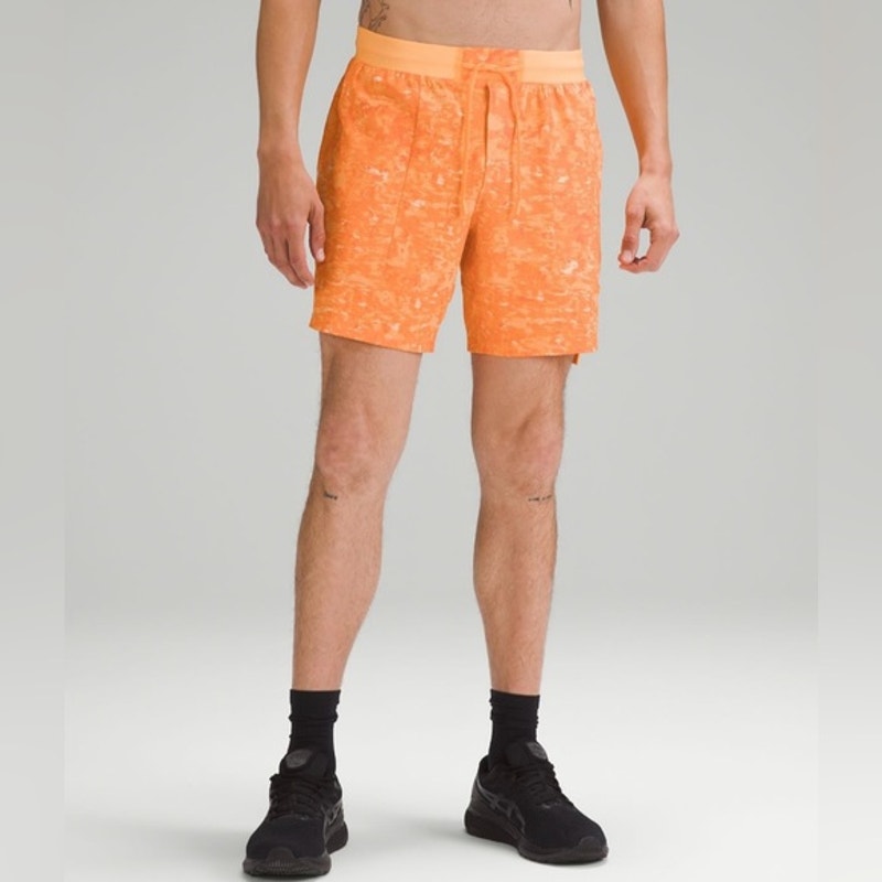 Men's Lululemon License to Train Short - 7" linerless - size medium