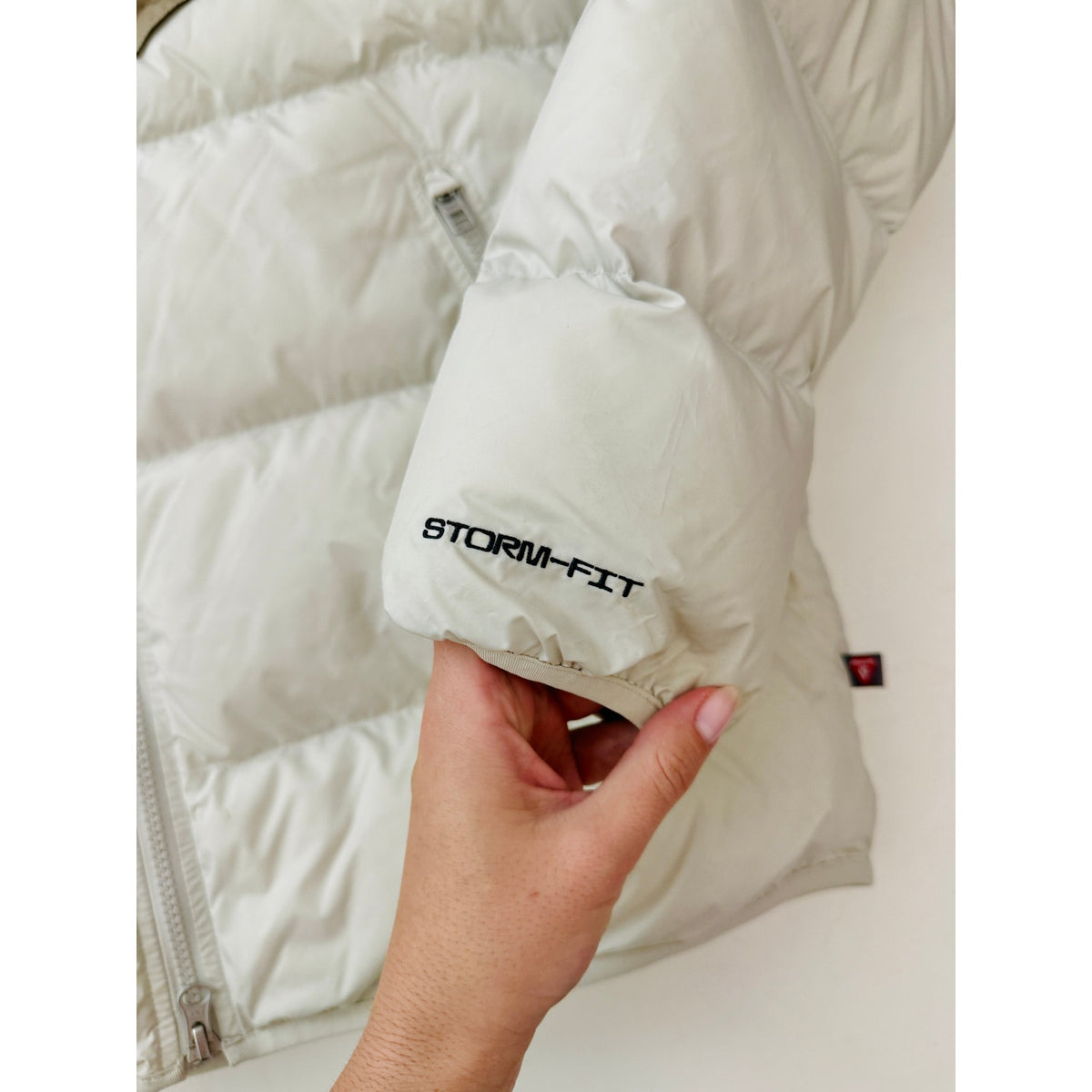 Nike Men's Storm-FIT Windrunner Hooded Puffer Jacket - size medium