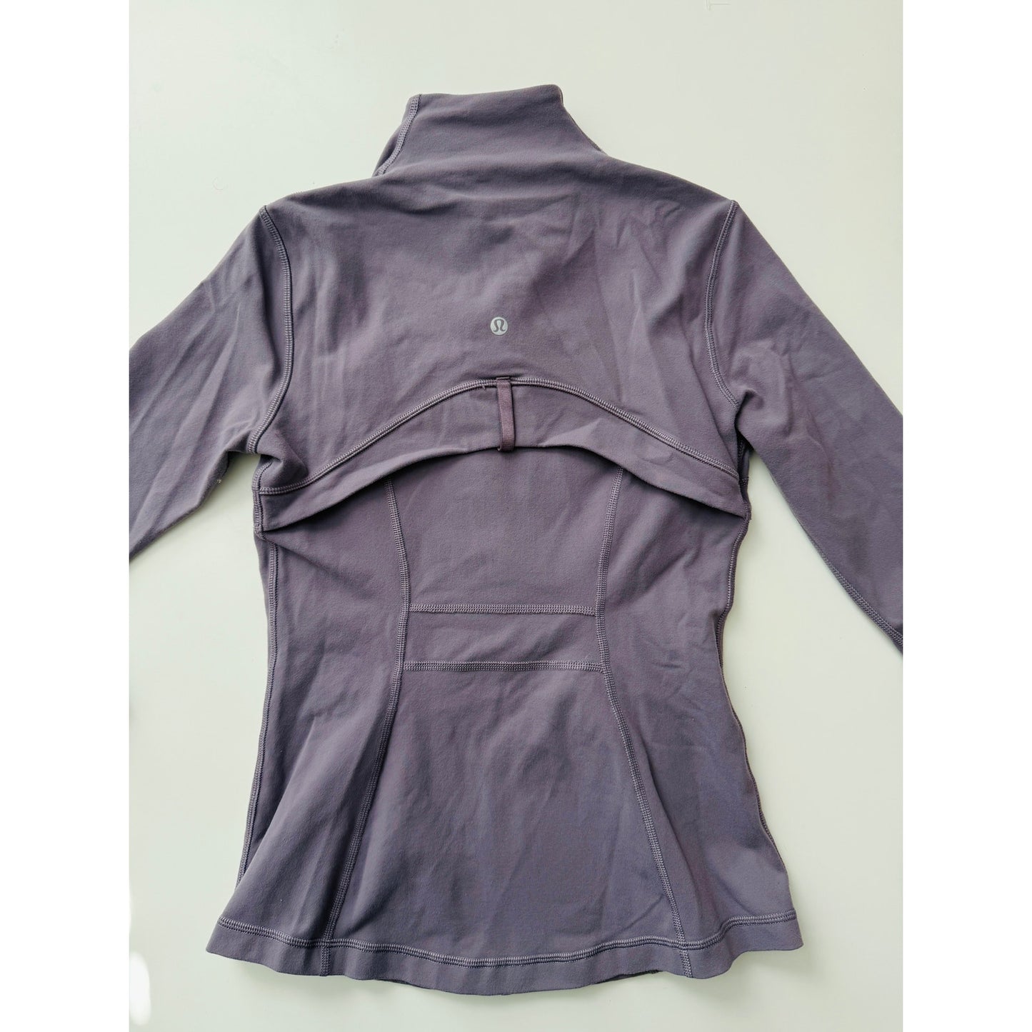 Lululemon dusky lavender define jacket *luon material - size 6
