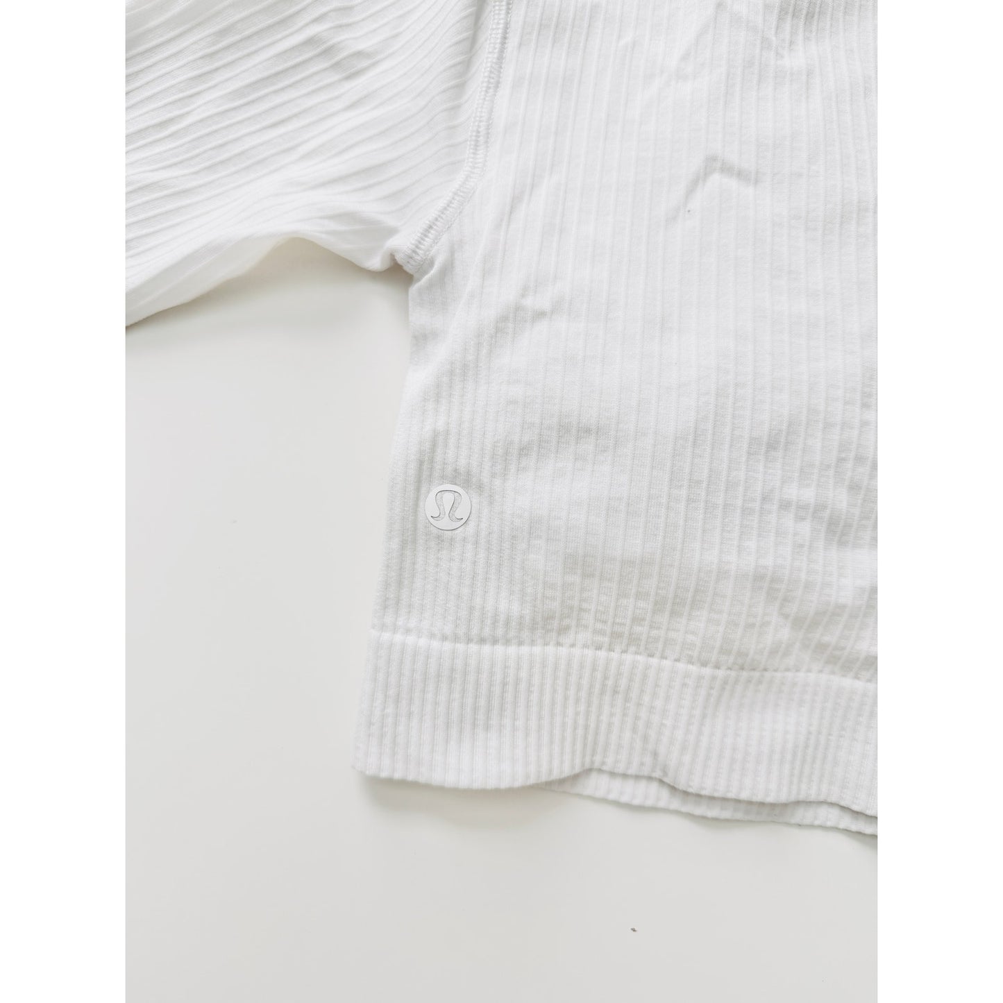 Lululemon Ebb to Street Long sleeve - white - Size 2