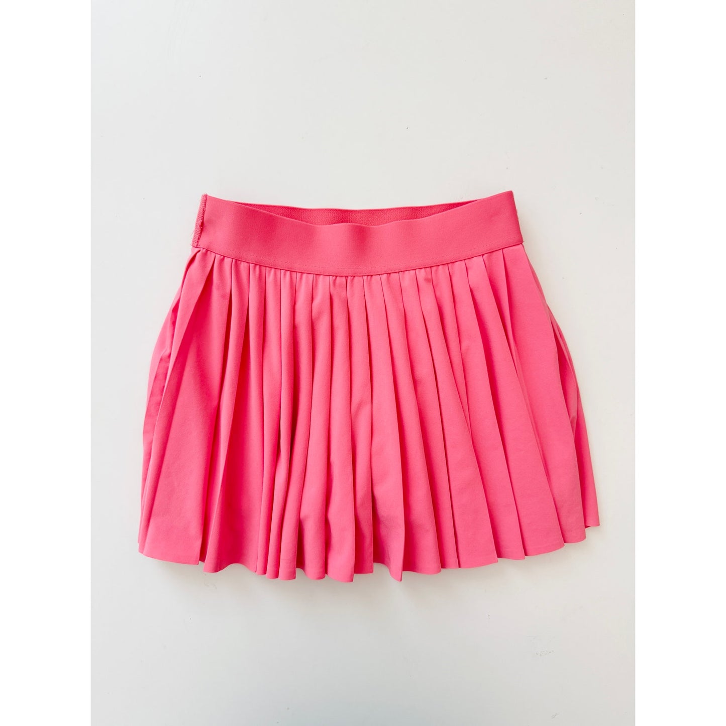 Aritzia golden movetech tennis pro skirt - size small
