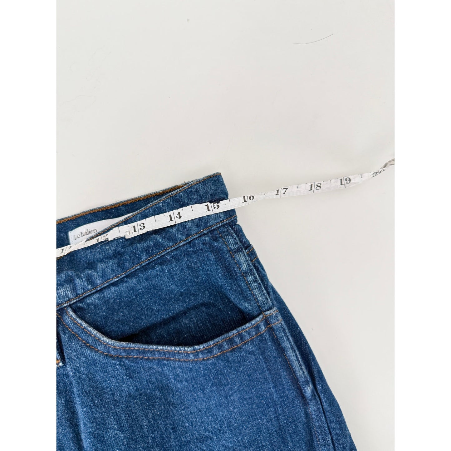 Frame dark wash high rise true straight leg jeans - size 28