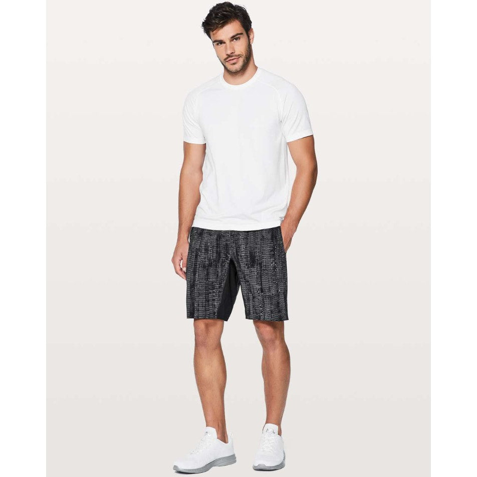 Men's Lululemon grey T.H.E. Short *Linerless 9" - size M