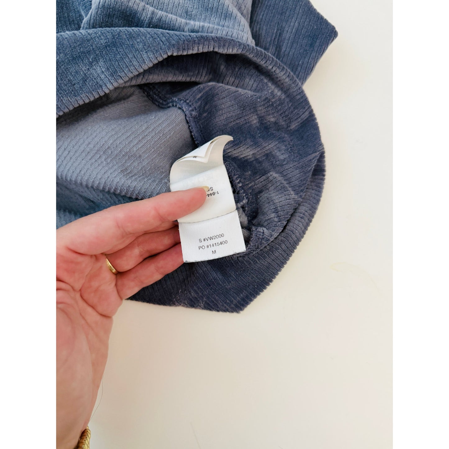 Vuori haven 1/2 zip hoodie azure blue - size medium