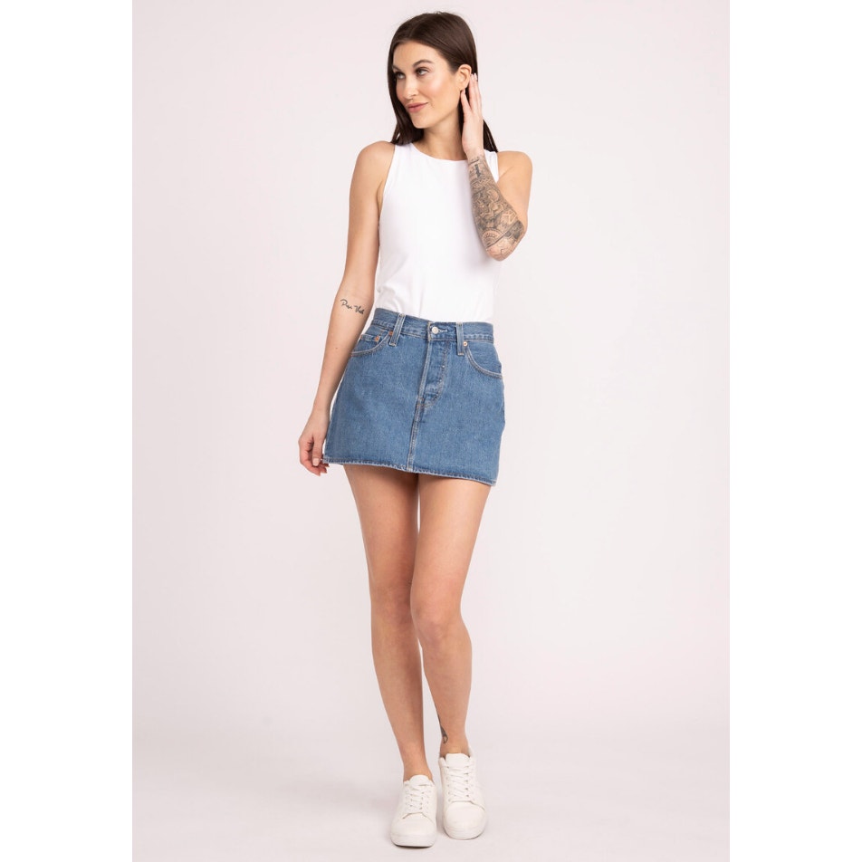 Levis icon denim skirt - size 32