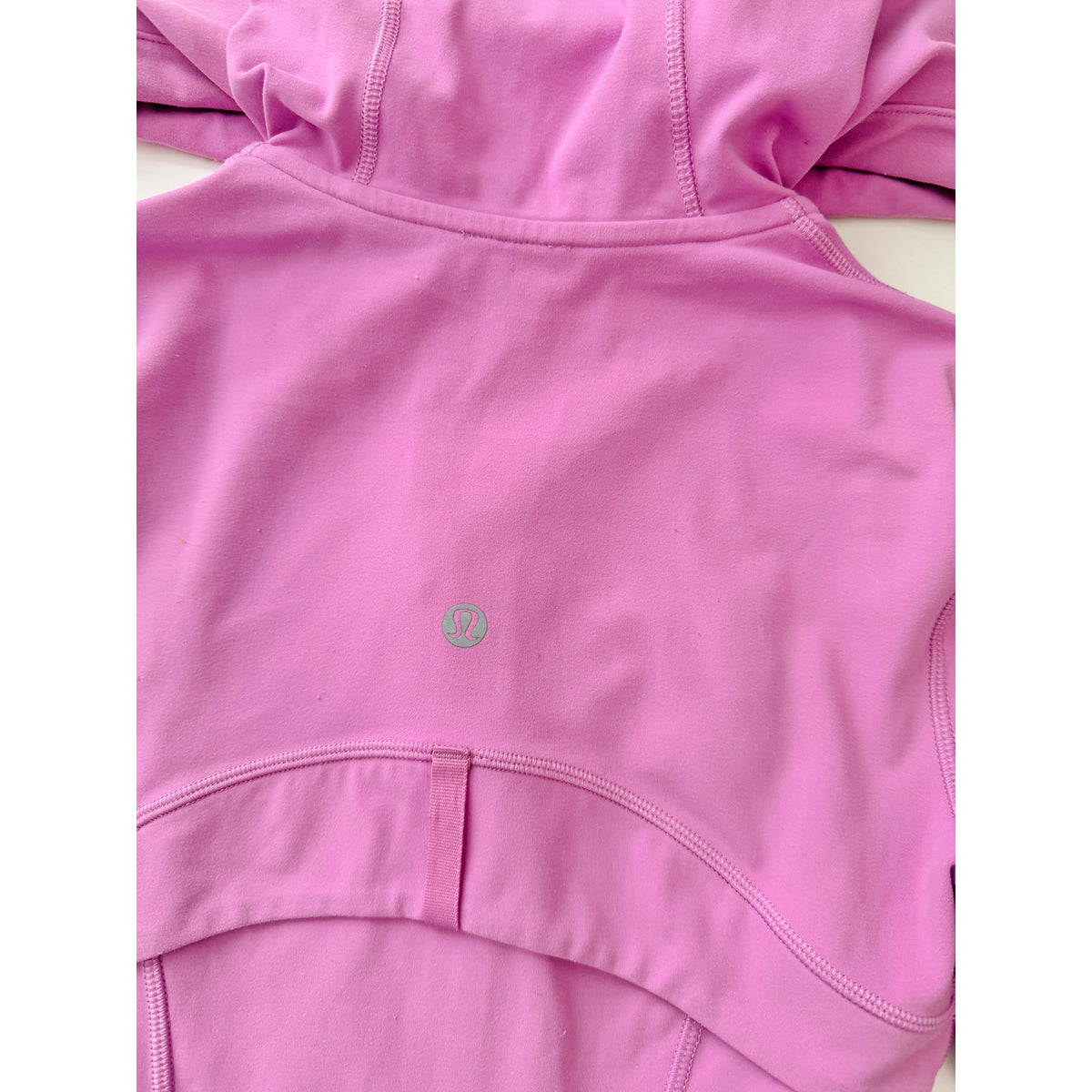 Lululemon dahlia mauve hooded define jacket - size 2