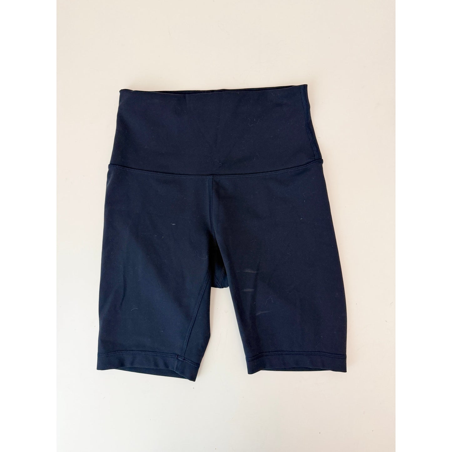 Lululemon Wunder train biker shorts - size 4, 8" inseam