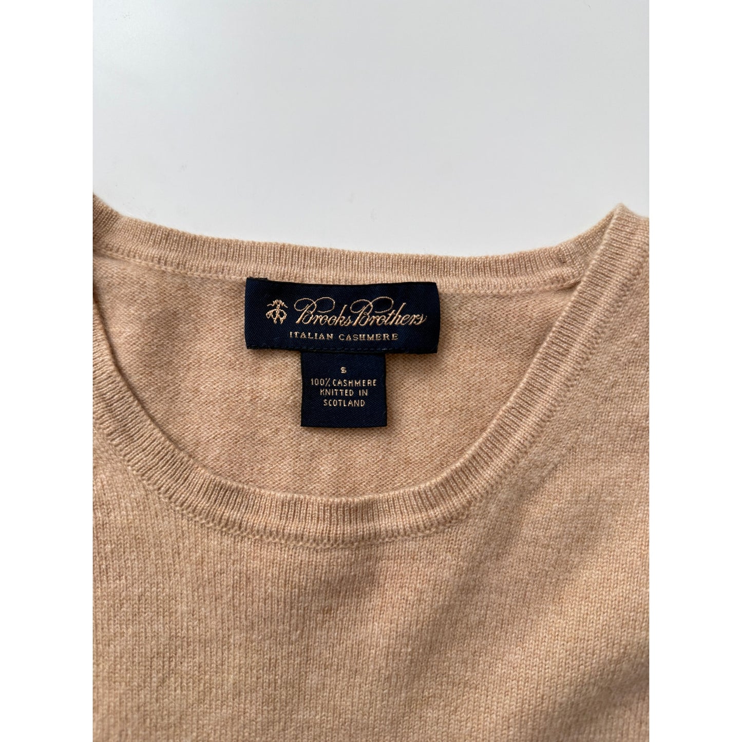 Brooks Brothers 100% cashmere short sleeve - size small