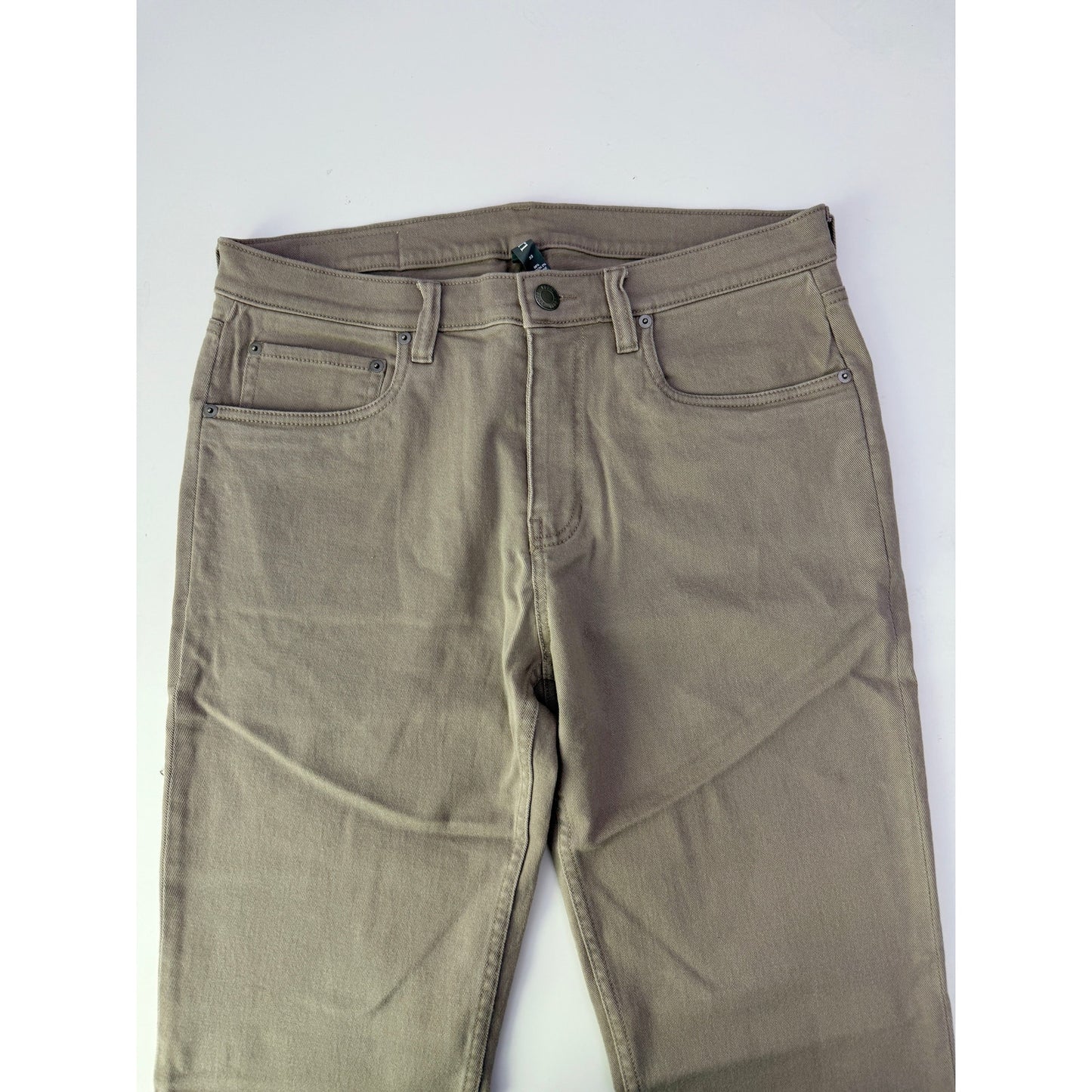 Vuori Men's Benton Stretch Twill Pant Athletic Slim Fit - size 33, 32" inseam