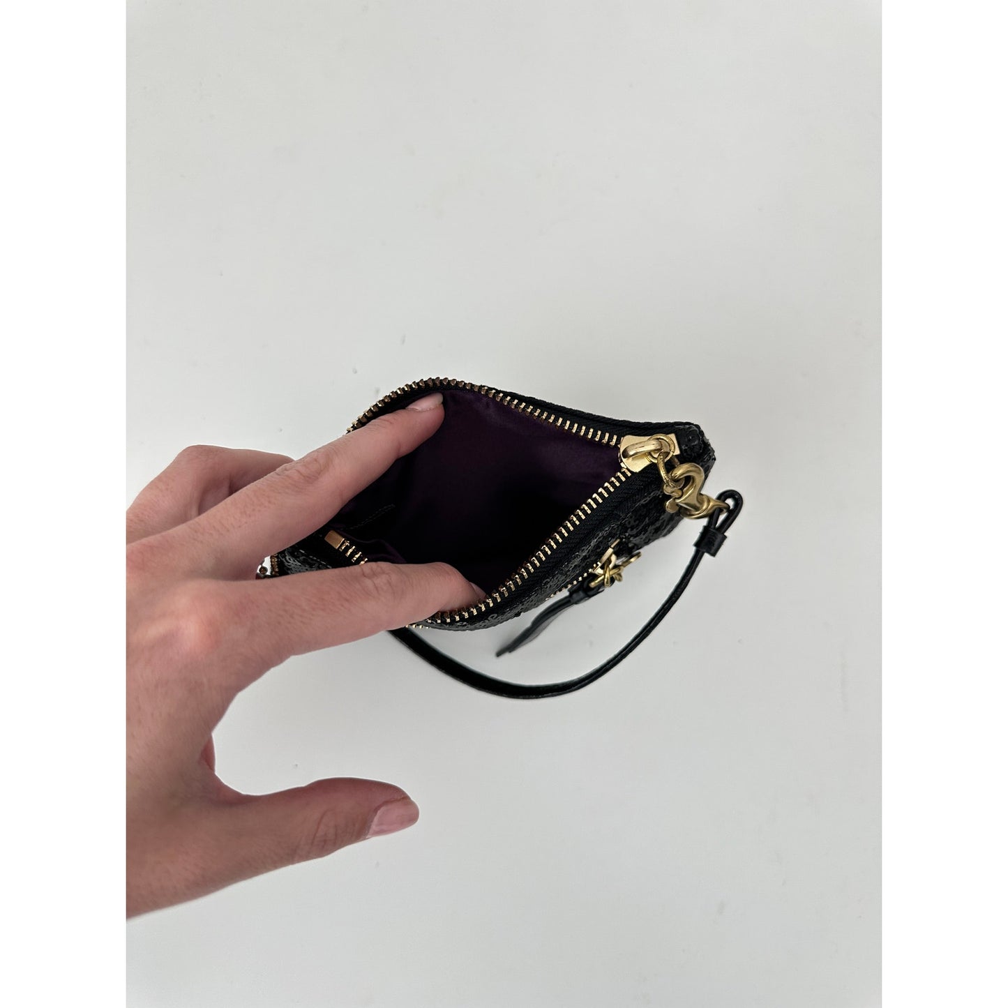Coach poppy wristlet - black sequin