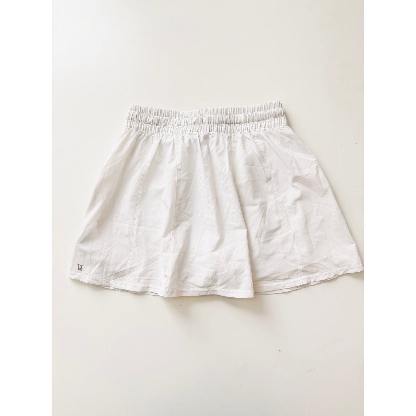 Vuori white high rise clementine pleated skirt - size small