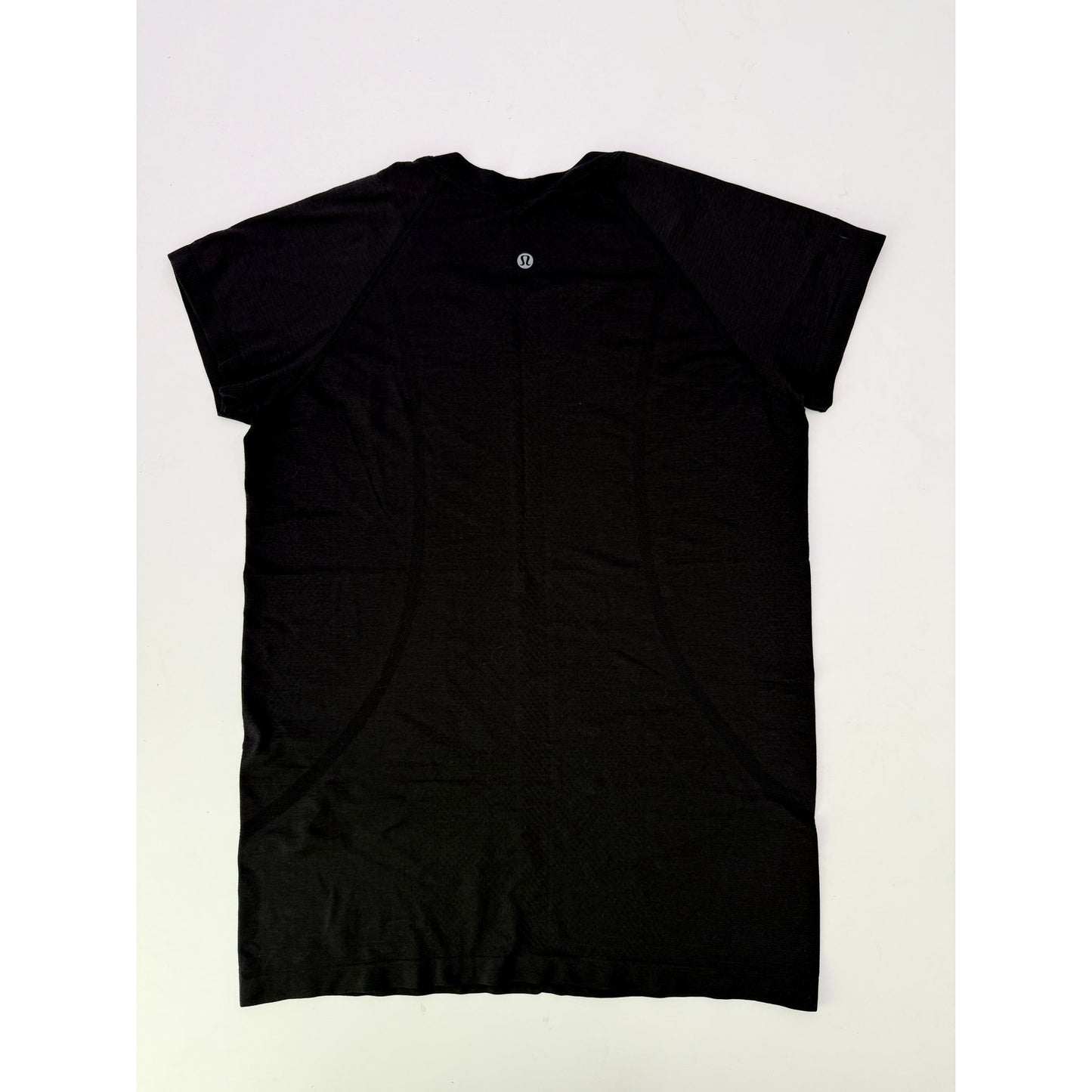 lululemon black short sleeve swifty tech 2.0 - size 10