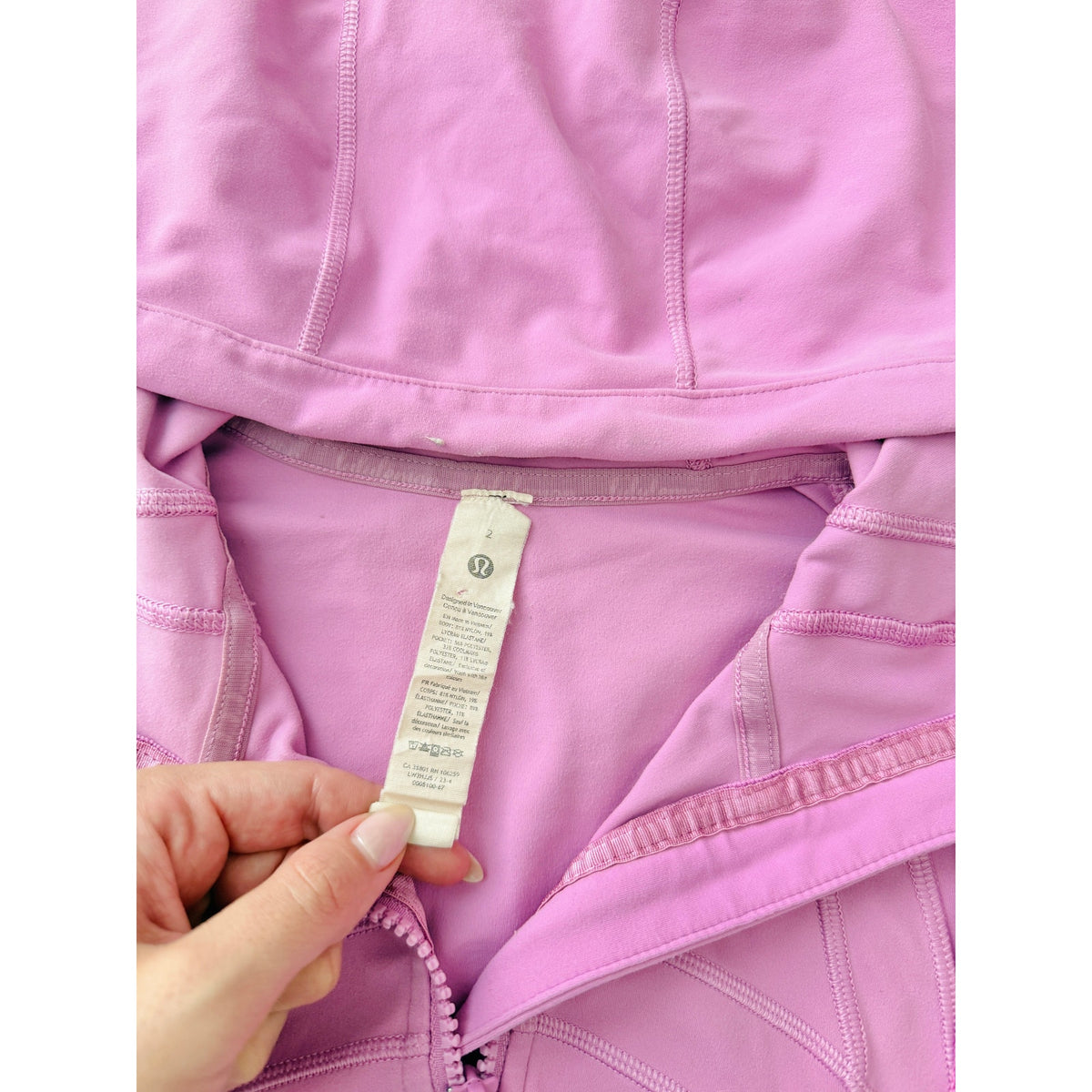 Lululemon dahlia mauve hooded define jacket - size 2