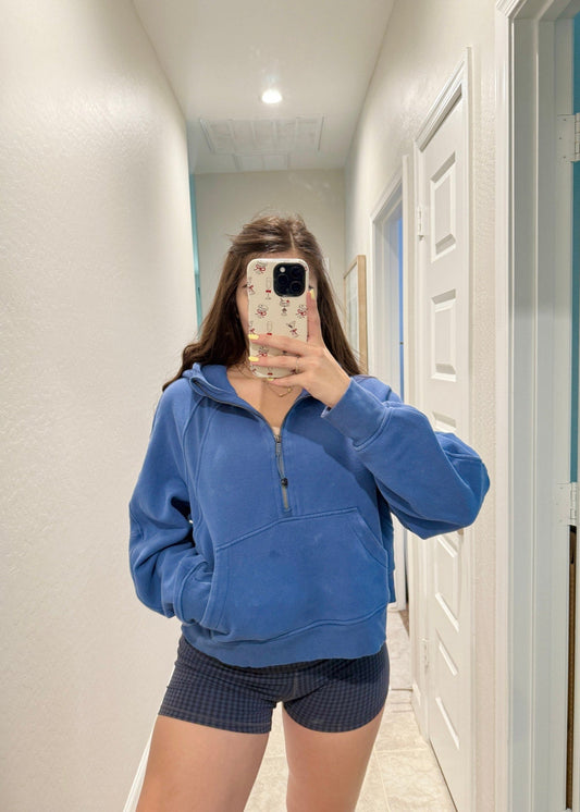 lululemon pitch blue 1/2 zip scuba hoodie - size M/L
