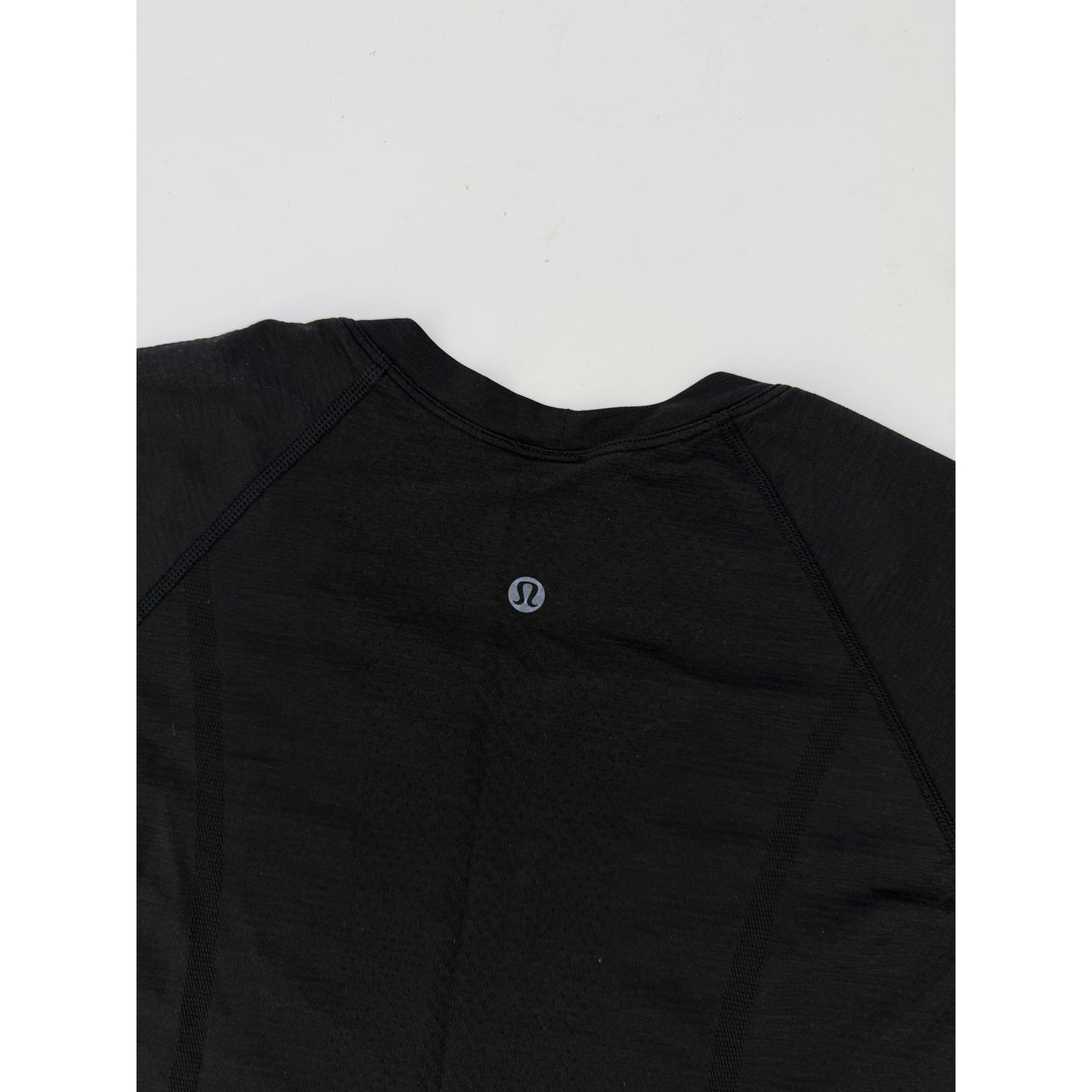 lululemon black short sleeve swifty tech 2.0 - size 10
