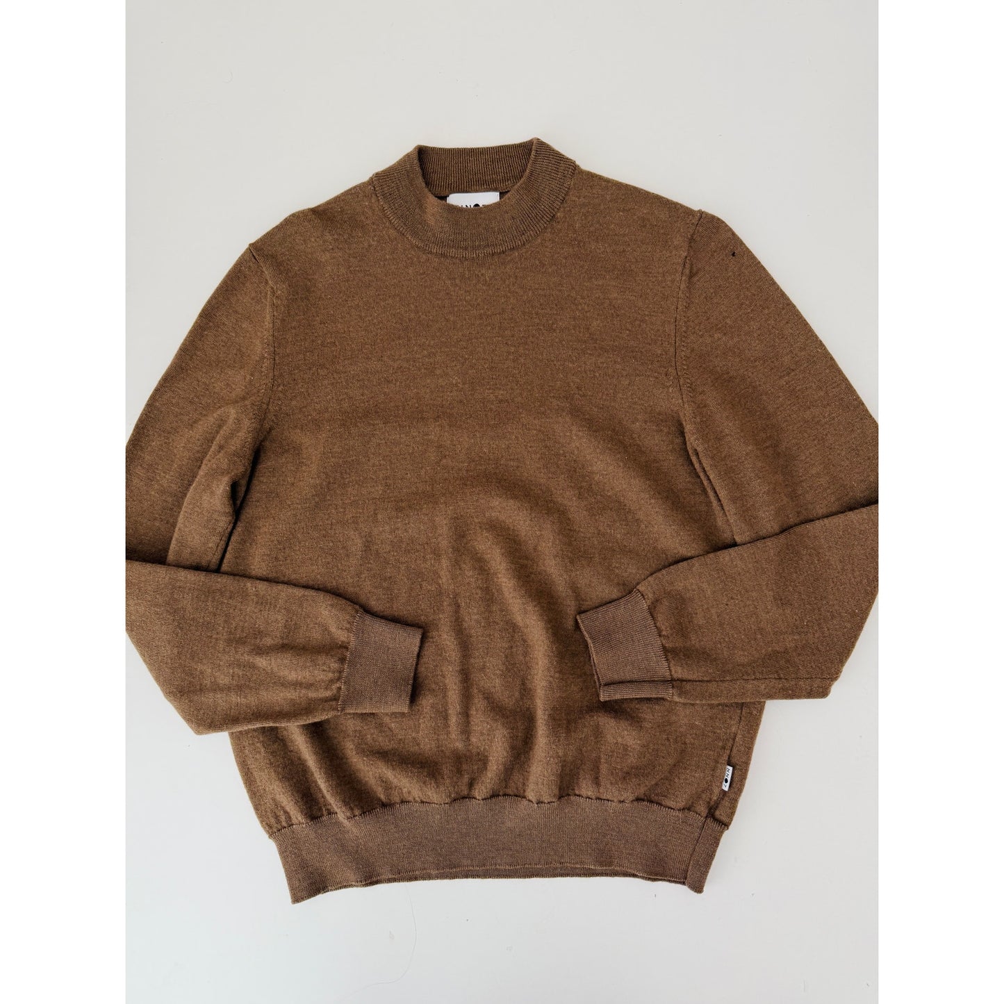 No nationality 100% wool brown sweater - size small