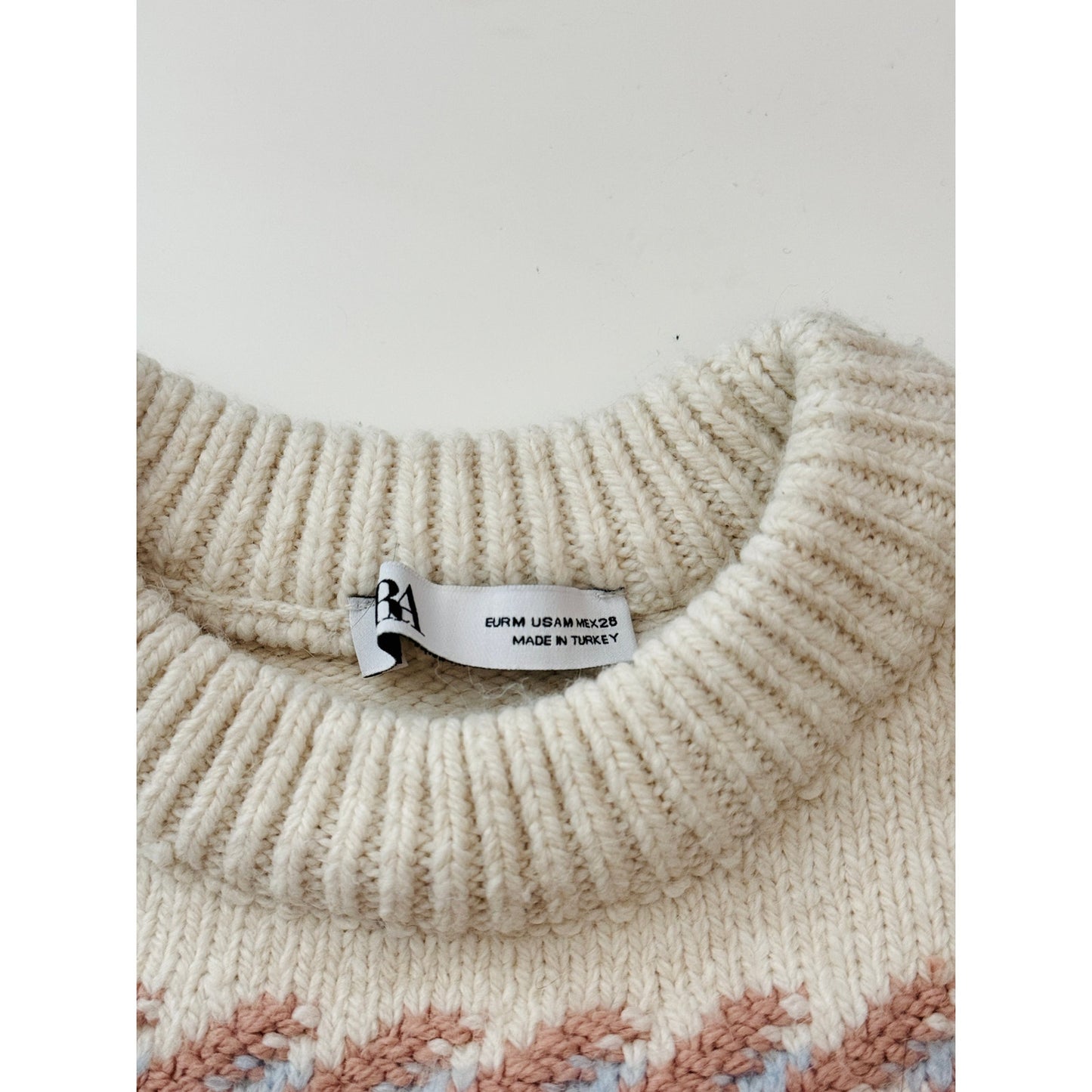 Zara oversized knit sweater - size medium