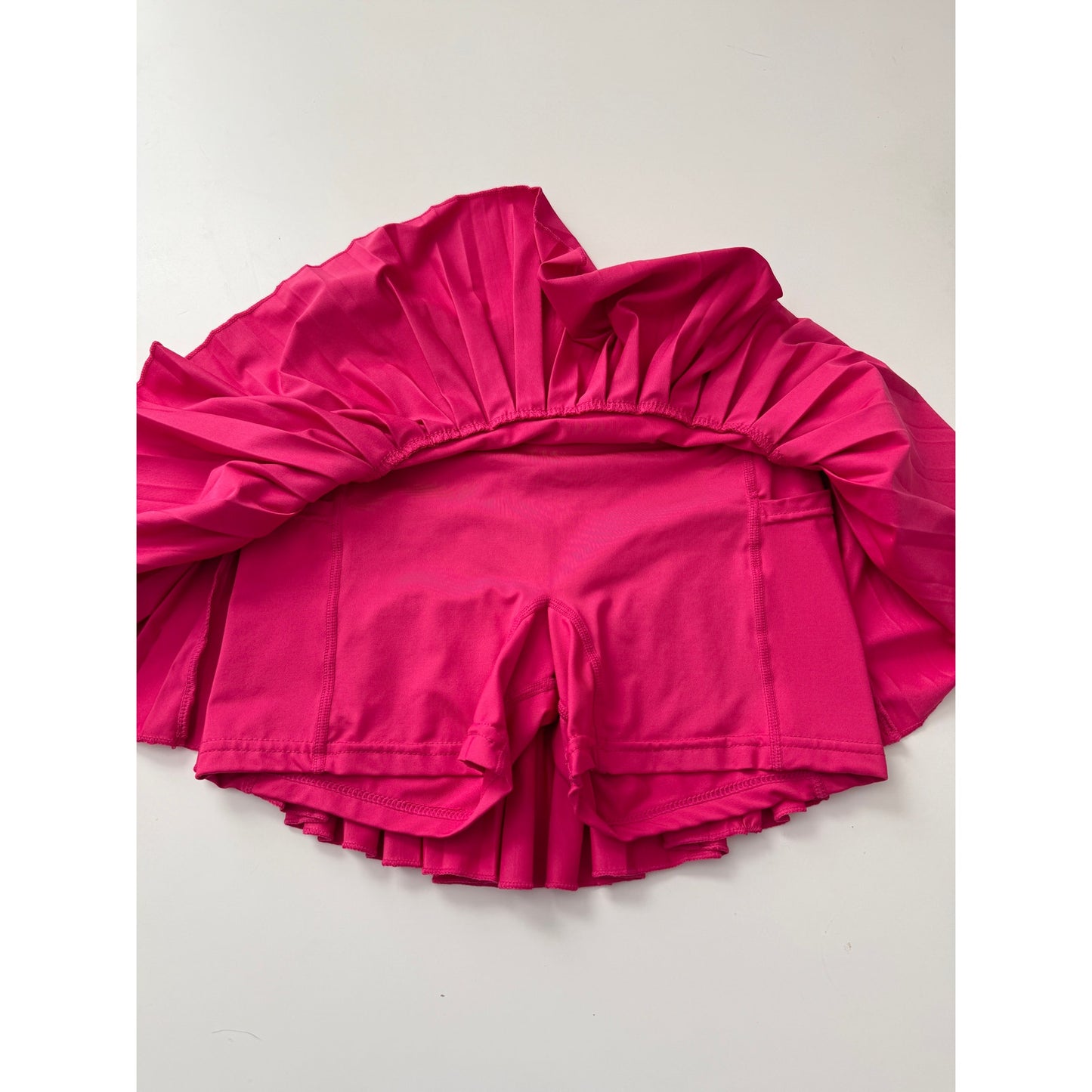 gold hinge pleated tennis skirt - size XS