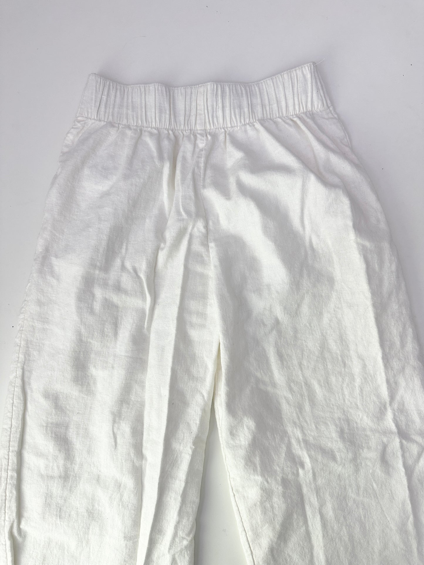 Abercrombie white linen trousers (size small)