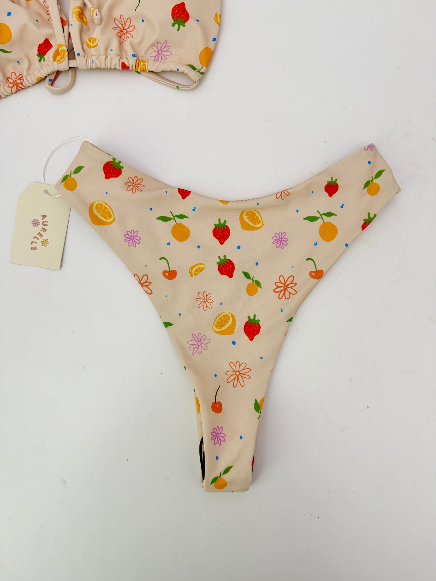 NEW! Aurelle bikini set (size small)
