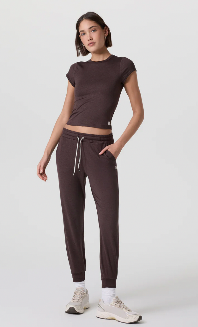 vuori performance jogger (size XS & medium)