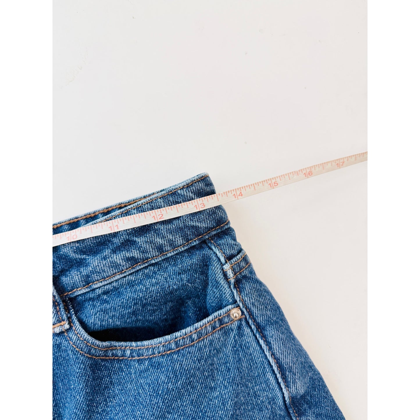 zara dark wash high rise shorts - size 4