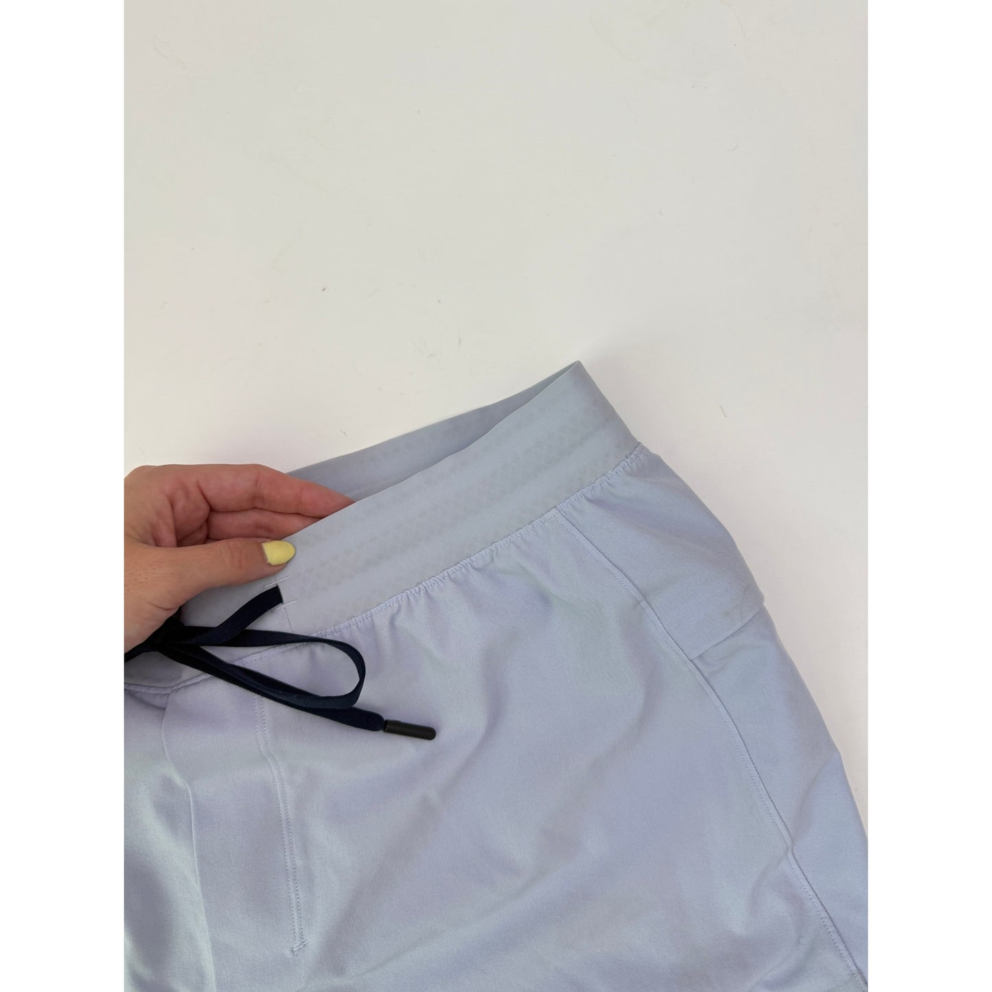 Men's Lululemon blue Train to Beach lined 9" - size XL