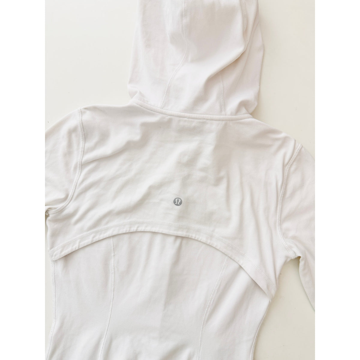 Lululemon white hooded define jacket - size 4