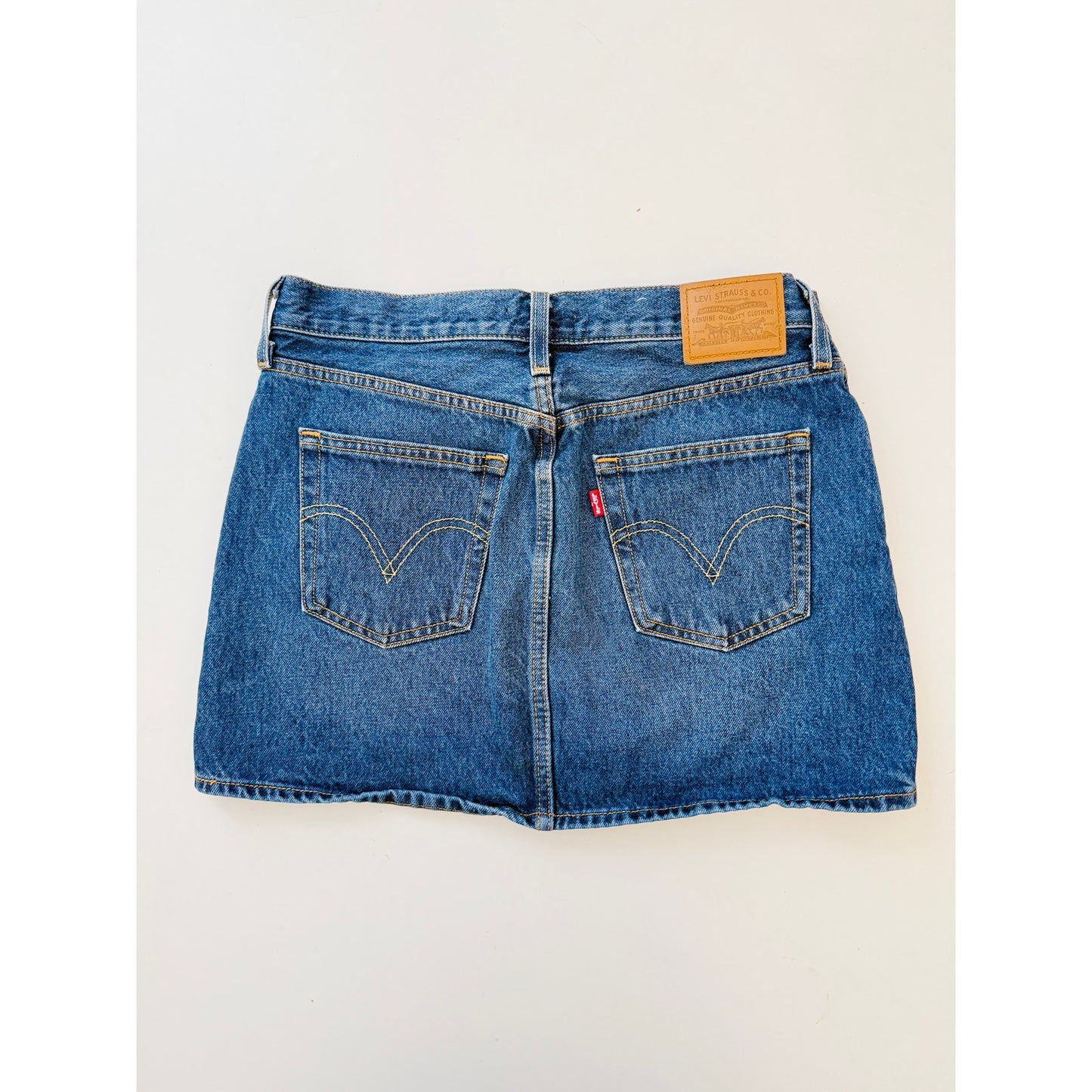 Levis icon denim skirt - size 28