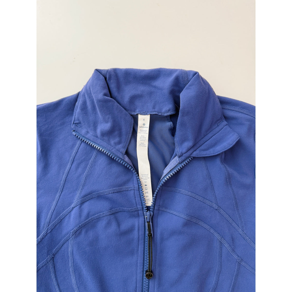 Lululemon stony grape define jacket - size 4