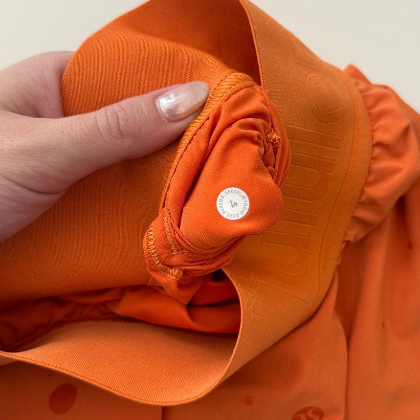 Lululemon high rise logo hotty hot shorts - size 4, 4" inseam