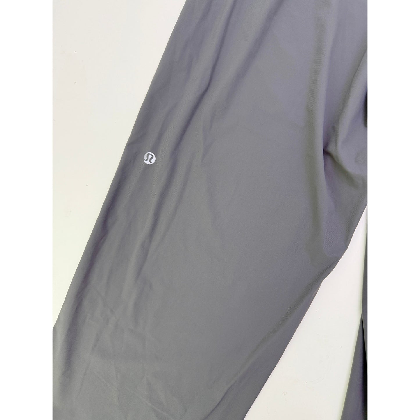 Lululemon grey track pant joggers pant 32" inseam - size large