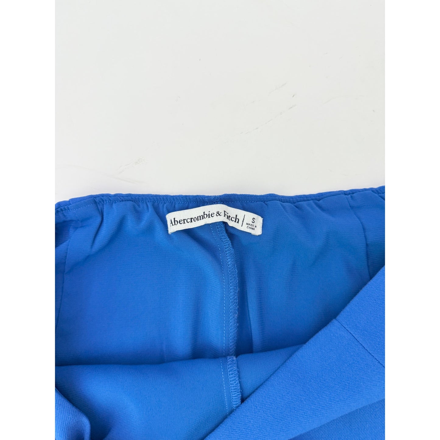 Abercrombie & Fitch blue scarlett mini skort - size small